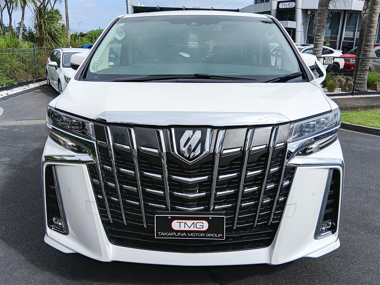 2022 Toyota Alphard
