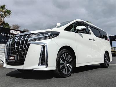 2022 Toyota Alphard - Thumbnail