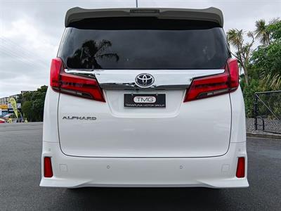 2022 Toyota Alphard - Thumbnail