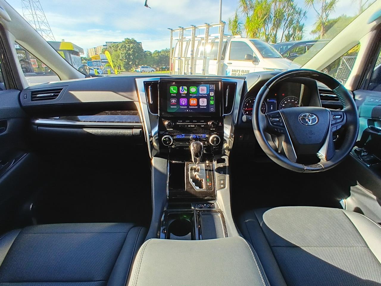 2023 Toyota Alphard