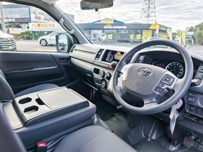 2026 Toyota Hiace - Thumbnail