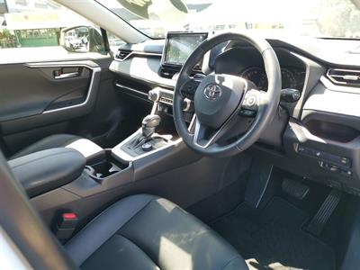 2019 Toyota Rav4 - Thumbnail