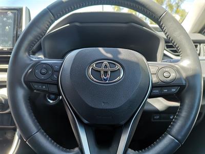 2019 Toyota Rav4 - Thumbnail