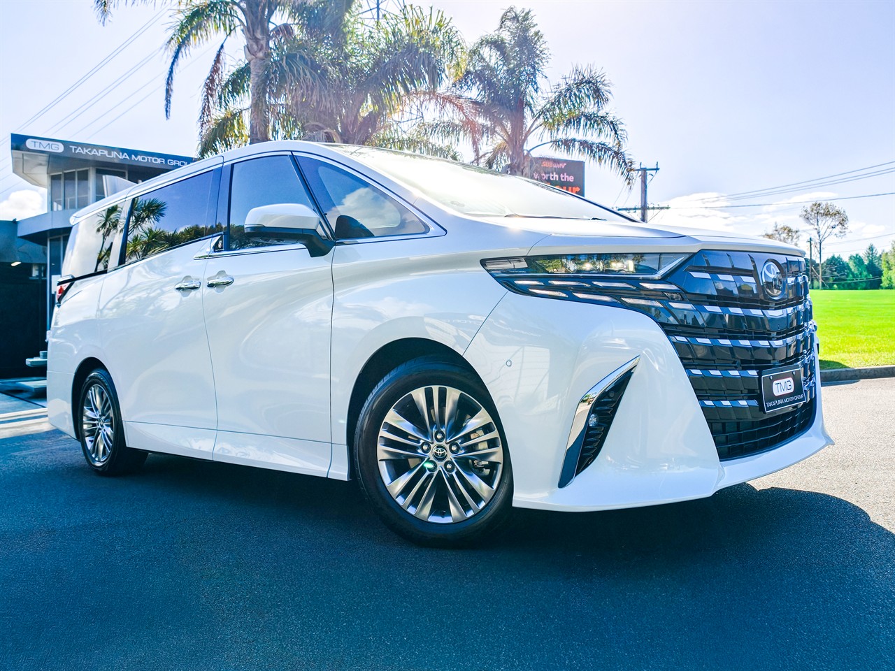 2026 Toyota Alphard