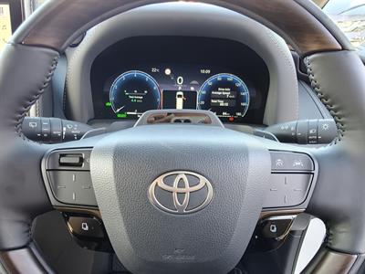 2026 Toyota Alphard - Thumbnail