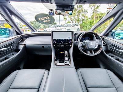2025 Toyota Alphard - Thumbnail
