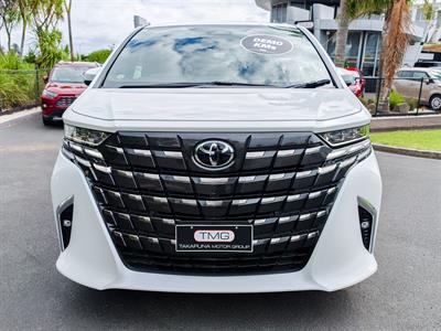 2025 Toyota Alphard - Thumbnail