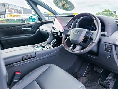 2025 Toyota Alphard - Thumbnail