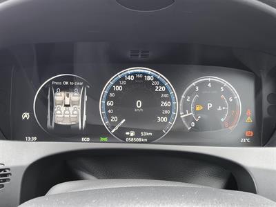 2017 Jaguar XE - Thumbnail