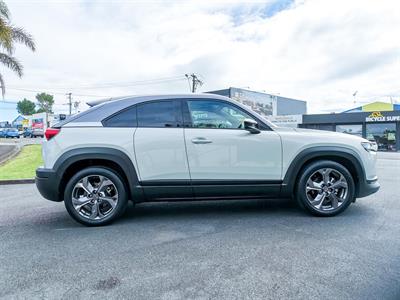 2020 Mazda MX-30 - Thumbnail