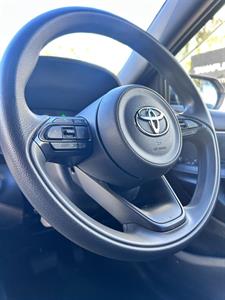 2021 Toyota Yaris - Thumbnail