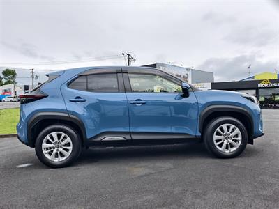 2020 Toyota Yaris Cross - Thumbnail