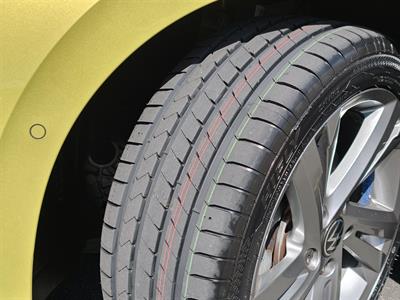 2021 Volkswagen Golf - Thumbnail