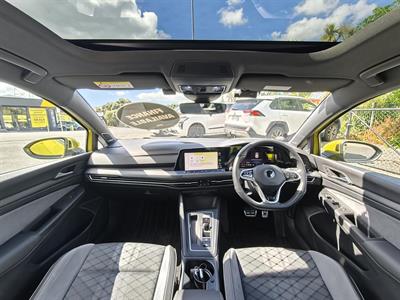 2021 Volkswagen Golf - Thumbnail