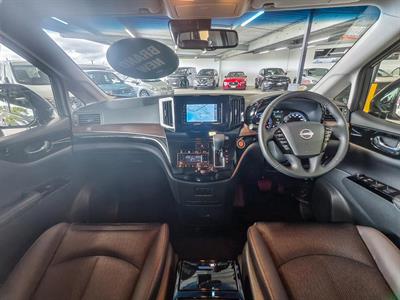 2025 Nissan Elgrand - Thumbnail