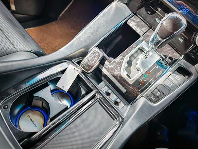 2023 Toyota Alphard - Thumbnail