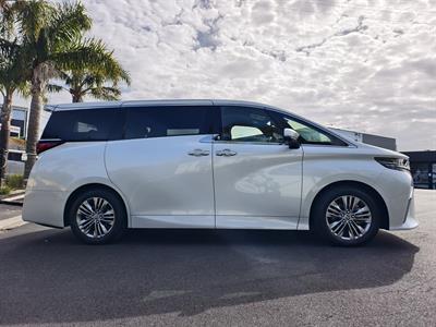 2024 Toyota Alphard - Thumbnail