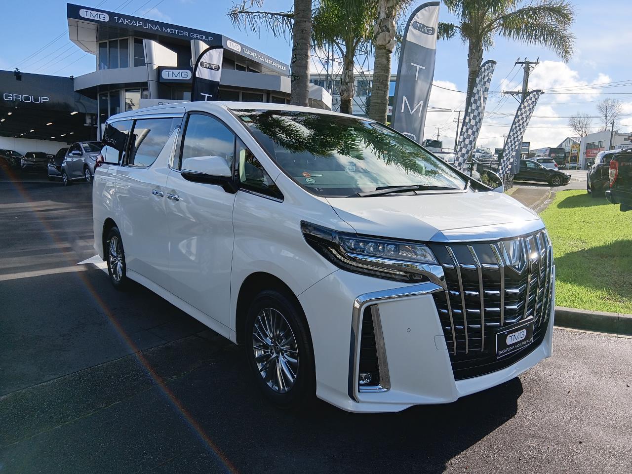 2022 Toyota Alphard