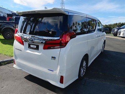 2022 Toyota Alphard - Thumbnail