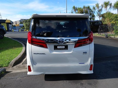 2022 Toyota Alphard - Thumbnail