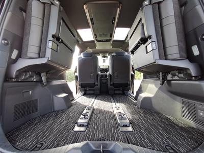 2024 Toyota Alphard - Thumbnail