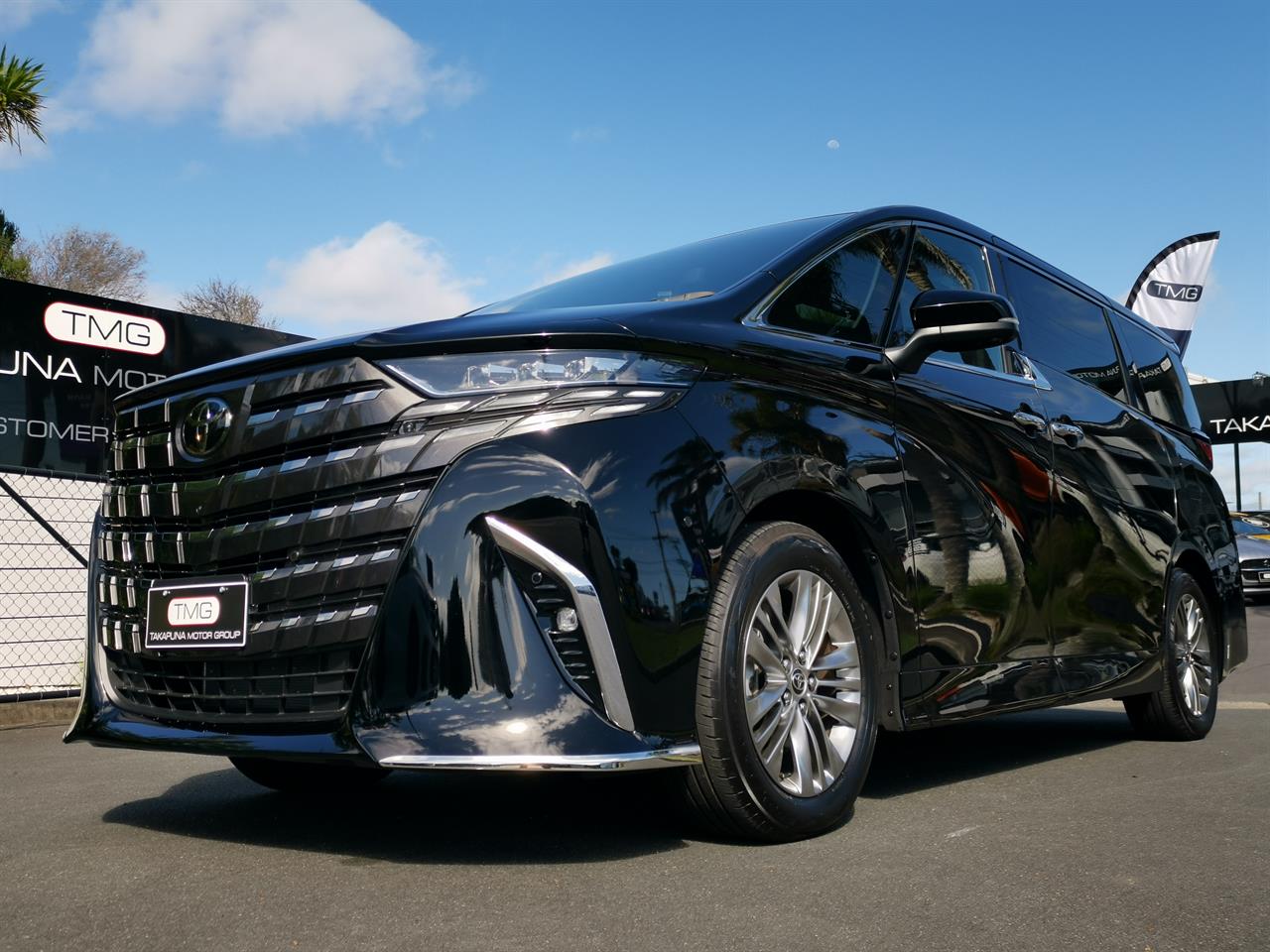 2024 Toyota Alphard
