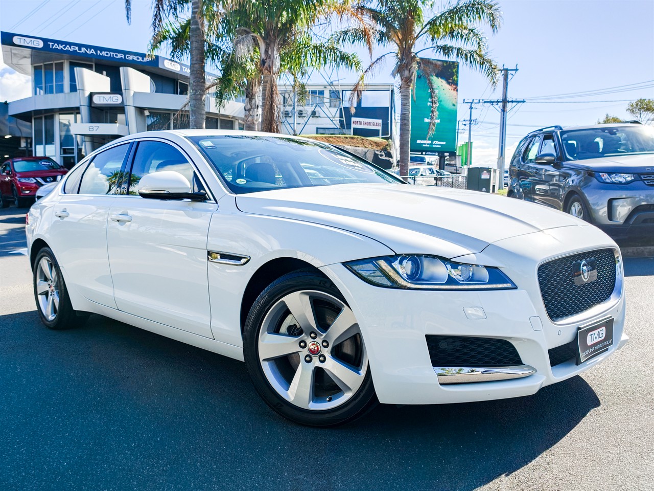 2020 Jaguar XF