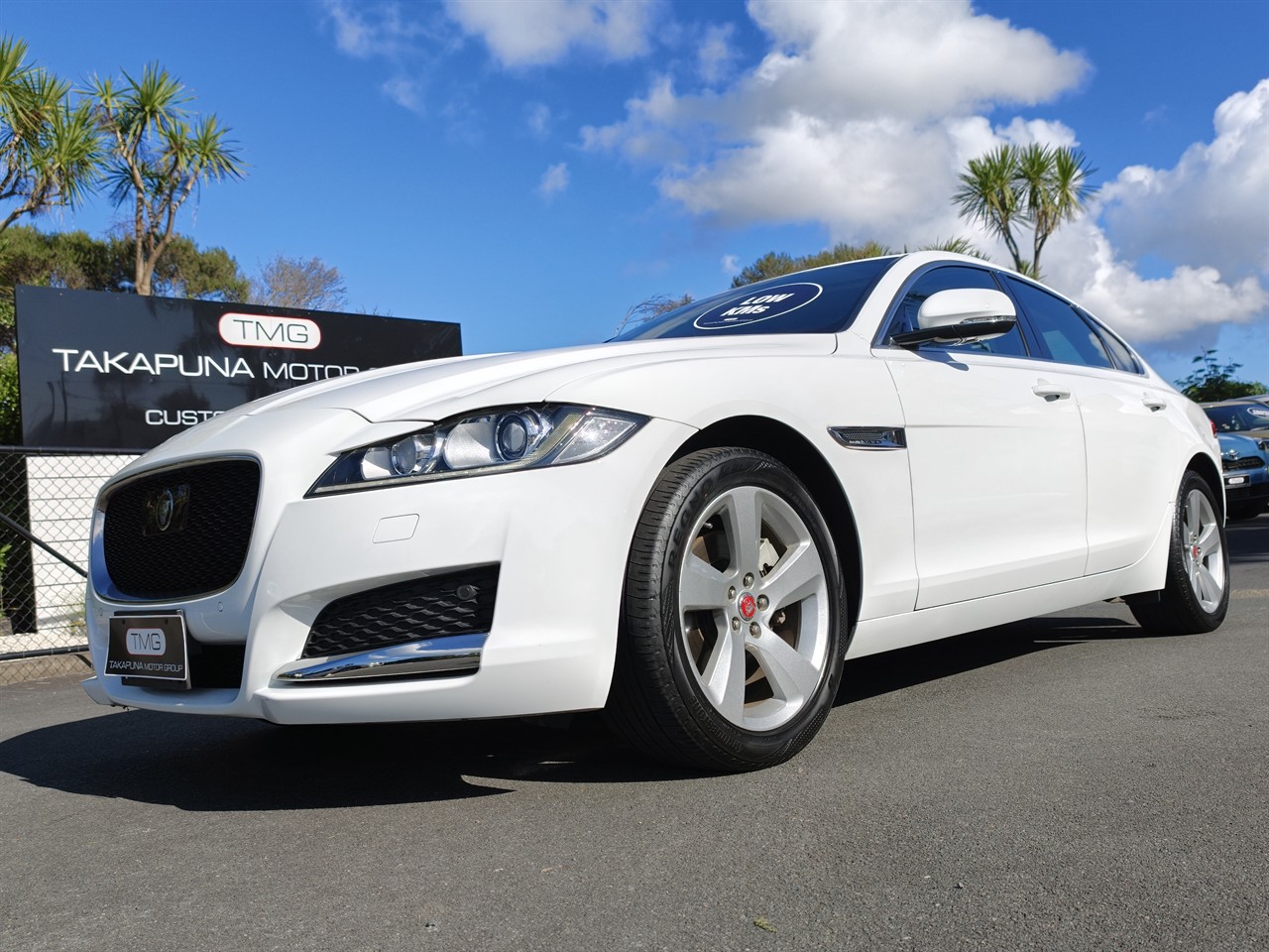 2020 Jaguar XF
