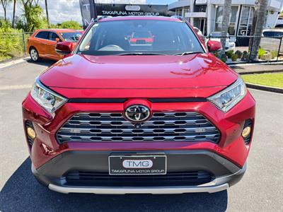 2020 Toyota Rav4 - Thumbnail