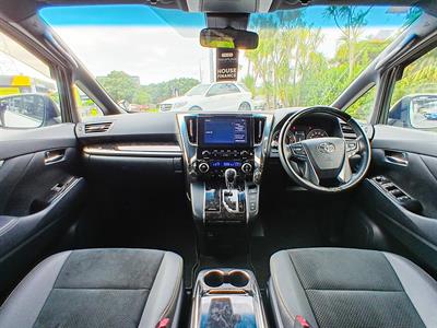 2020 Toyota Alphard - Thumbnail