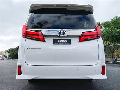 2020 Toyota Alphard - Thumbnail