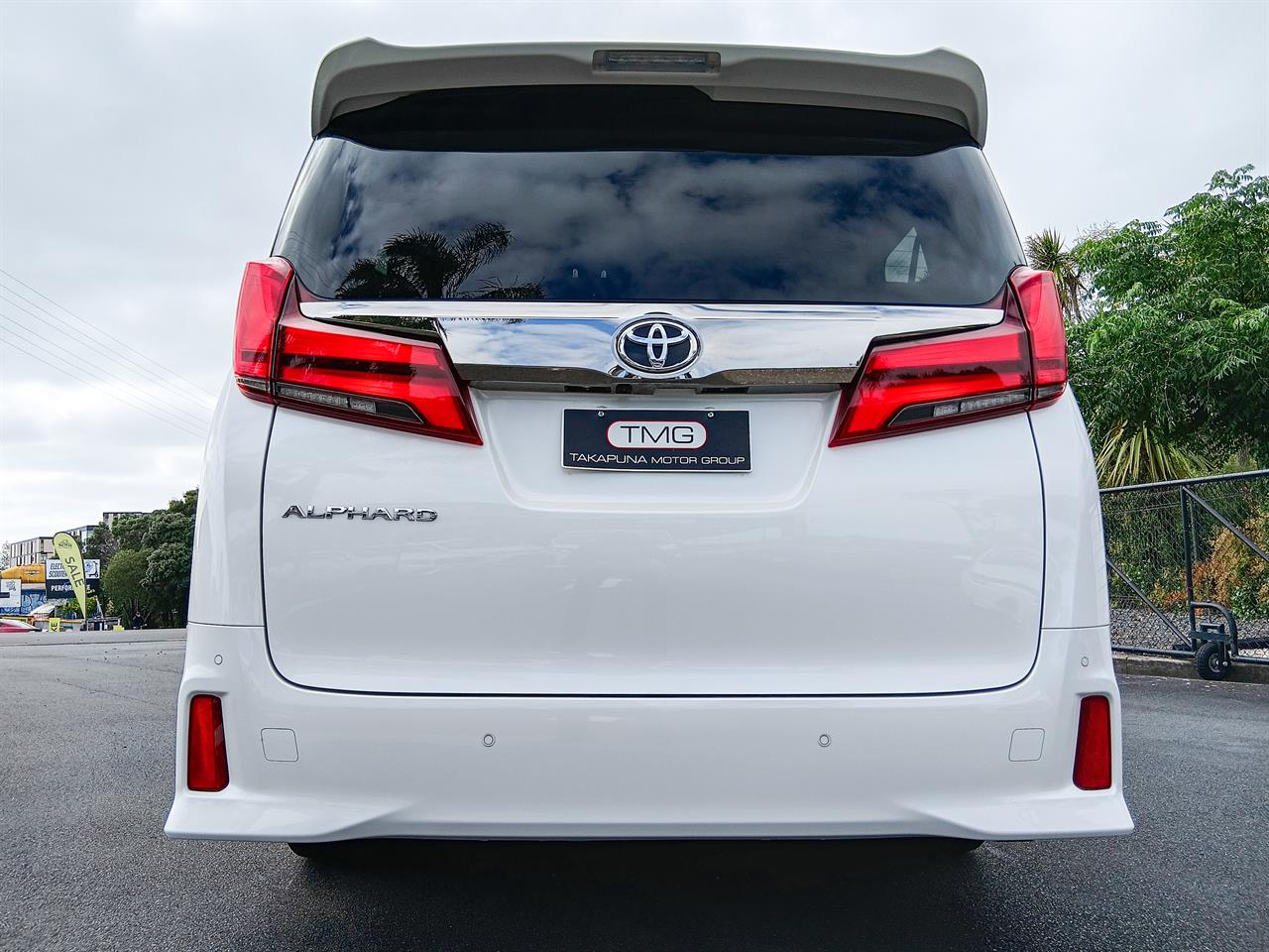2020 Toyota Alphard