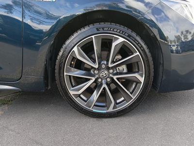 2019 Toyota Corolla - Thumbnail