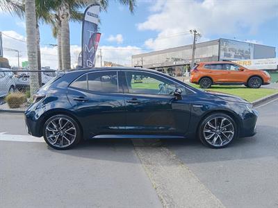 2019 Toyota Corolla - Thumbnail