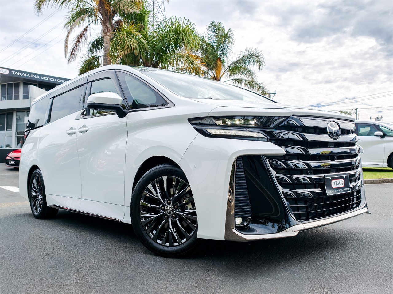 2024 Toyota Vellfire