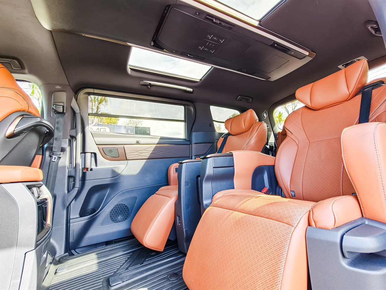 2024 Toyota Vellfire