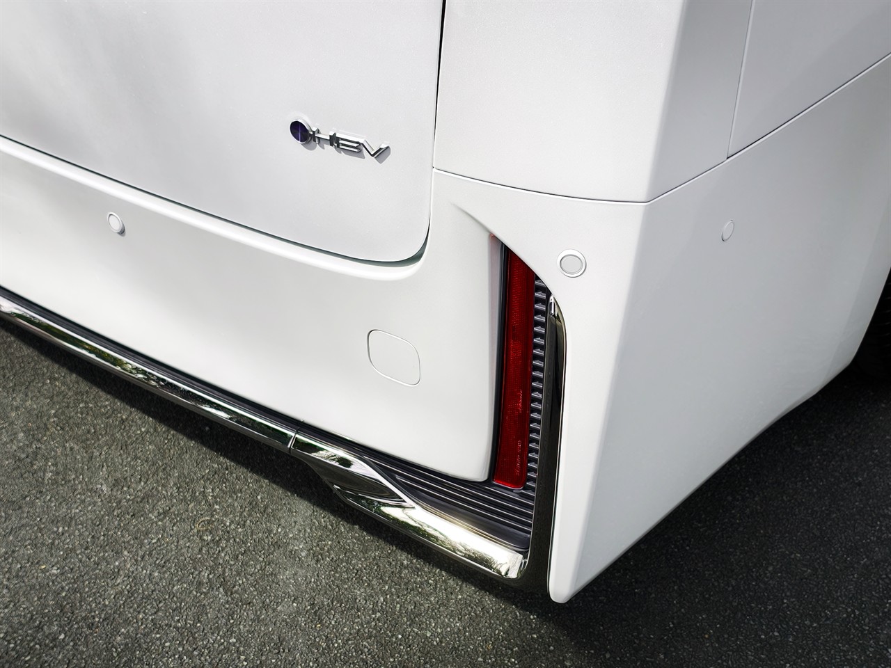 2024 Toyota Vellfire