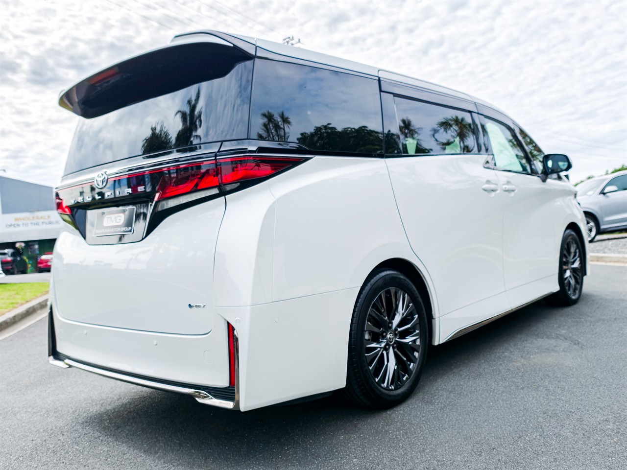 2024 Toyota Vellfire