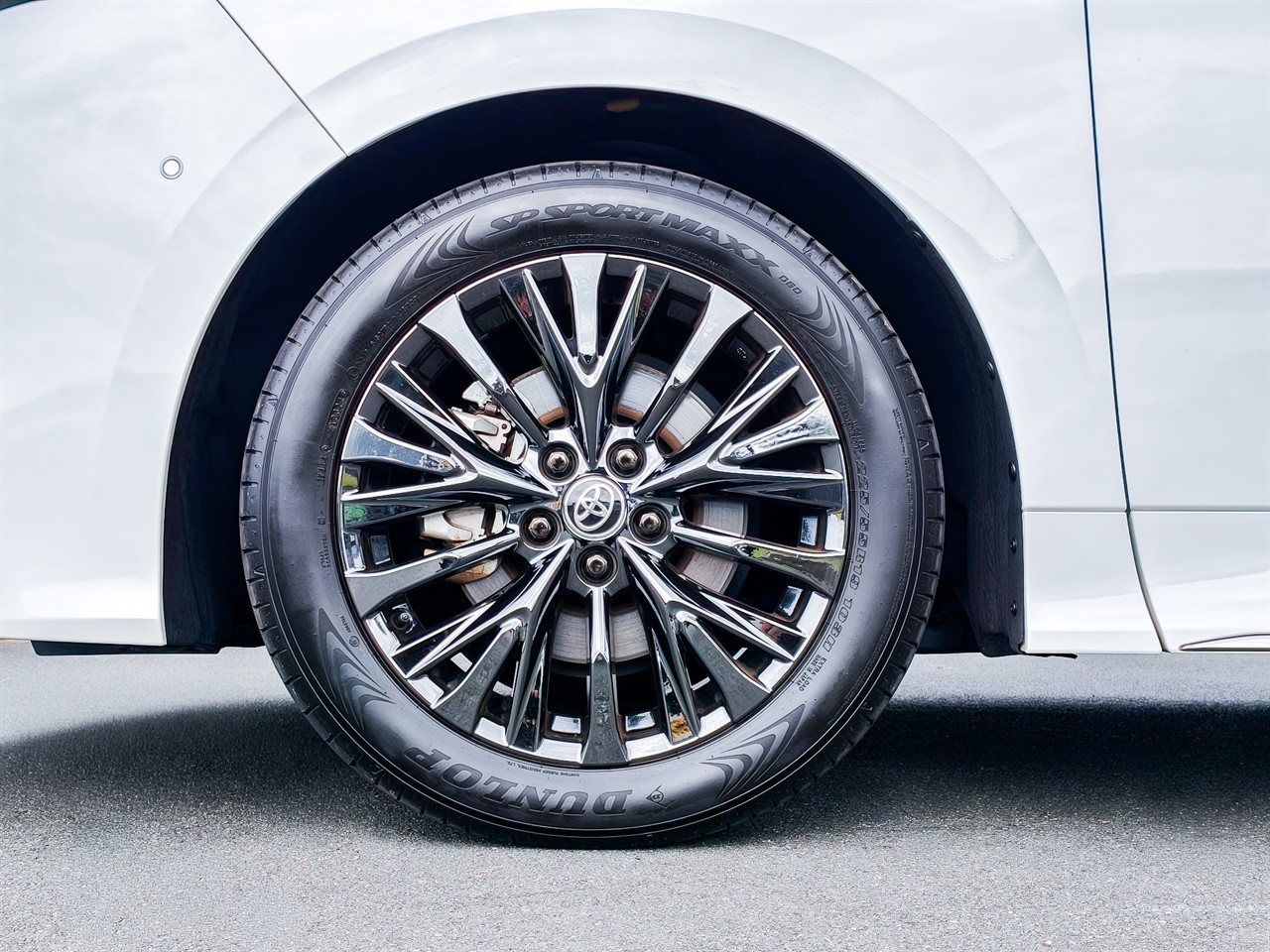 2024 Toyota Vellfire