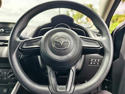 2022 Mazda 2 - Thumbnail