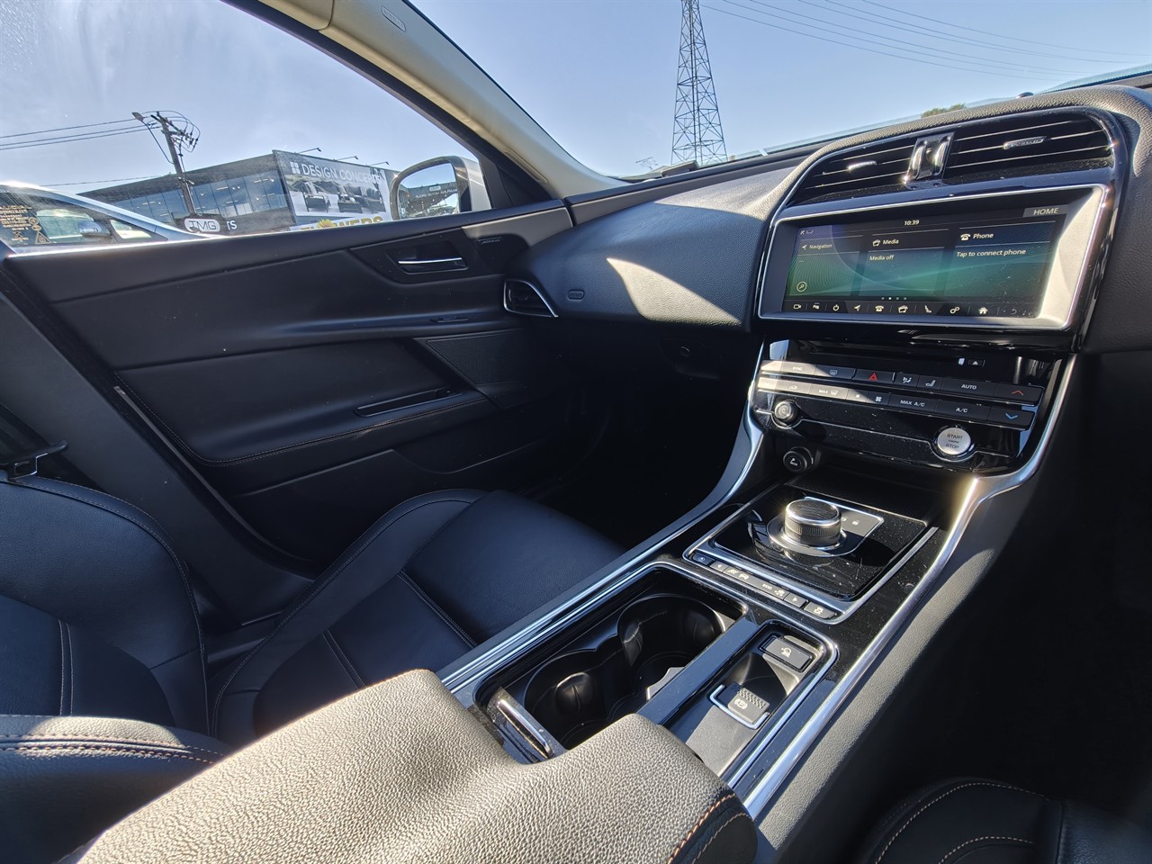 2018 Jaguar XE