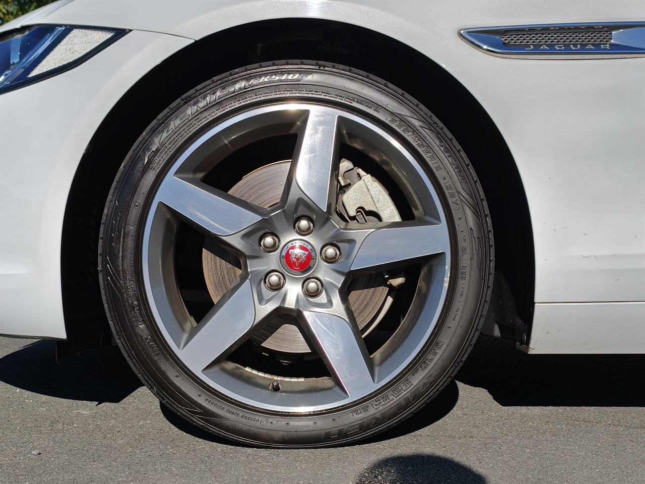 2018 Jaguar XE