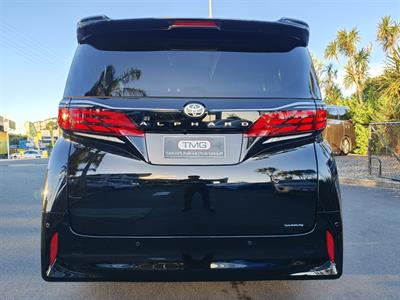 2026 Toyota Alphard - Thumbnail