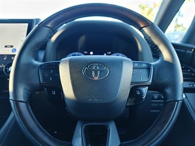 2026 Toyota Alphard - Thumbnail