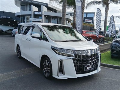 2023 Toyota Alphard - Thumbnail