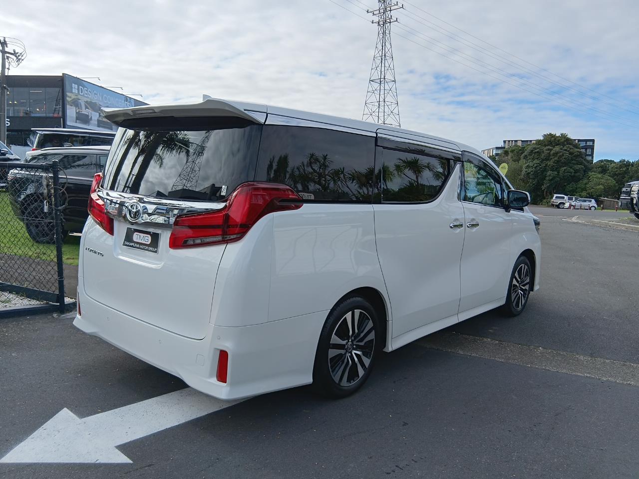 2023 Toyota Alphard