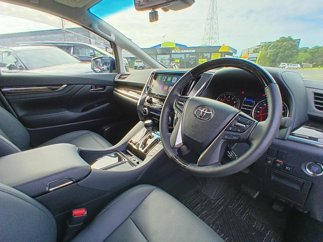 2023 Toyota Alphard