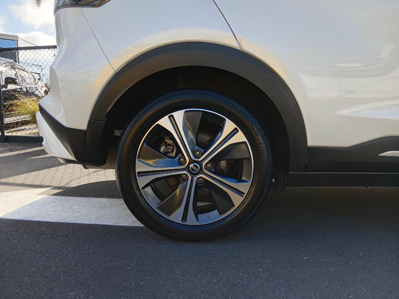 2020 Nissan KICKS