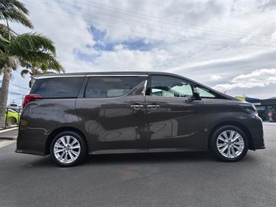 2021 Toyota Alphard - Thumbnail