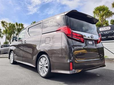 2021 Toyota Alphard - Thumbnail